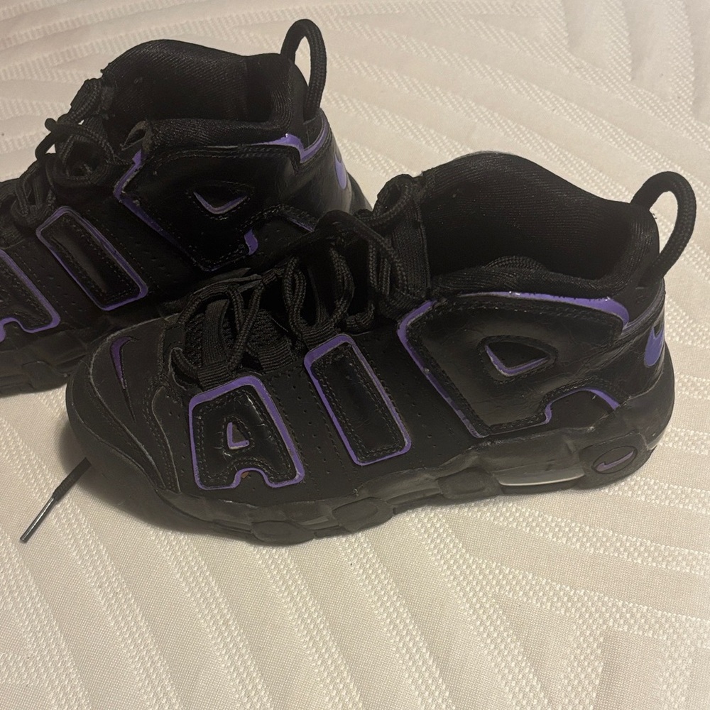 Nike Kids Black and Purple Sneakers